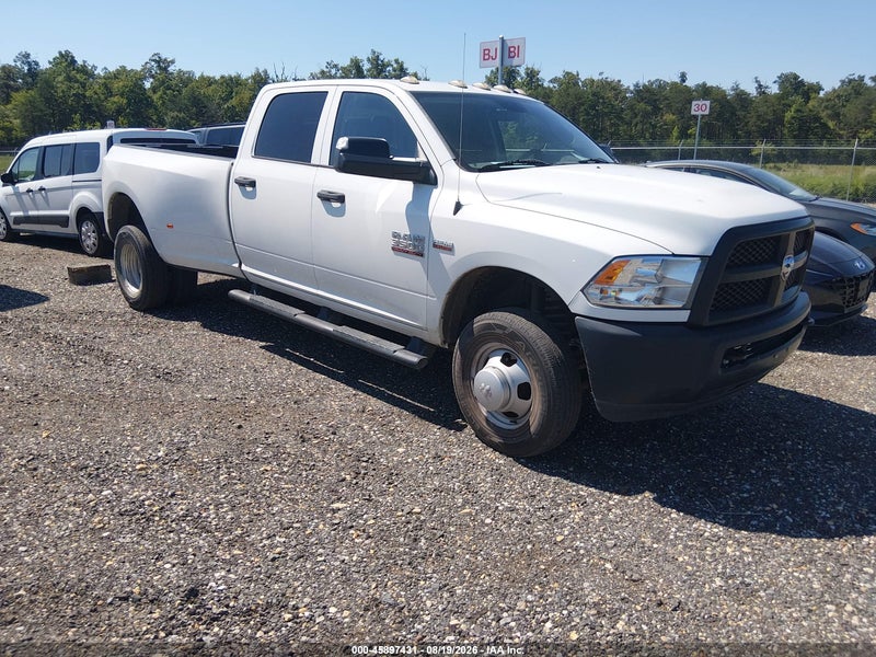 2017 Ram 3500 Tradesman  4x4 8' Box White vin: 3C63RRGJ3HG710501
