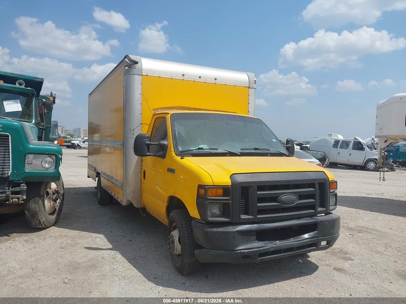2015 Ford E-350 Cutaway   Yellow vin: 1FDWE3FS5FDA16410