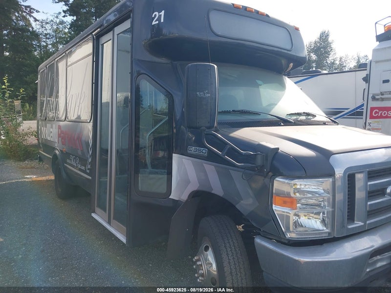 2013 Ford E-350 Cutaway   Черный vin: 1FDEE3FS8DDA64184