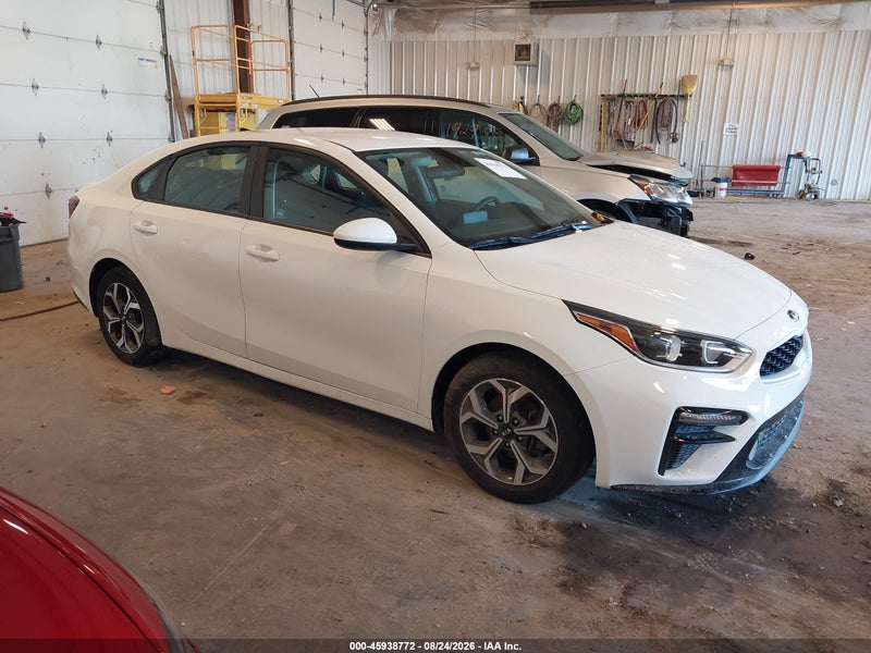 2021 Kia Forte Lxs White vin: 3KPF24AD5ME327830