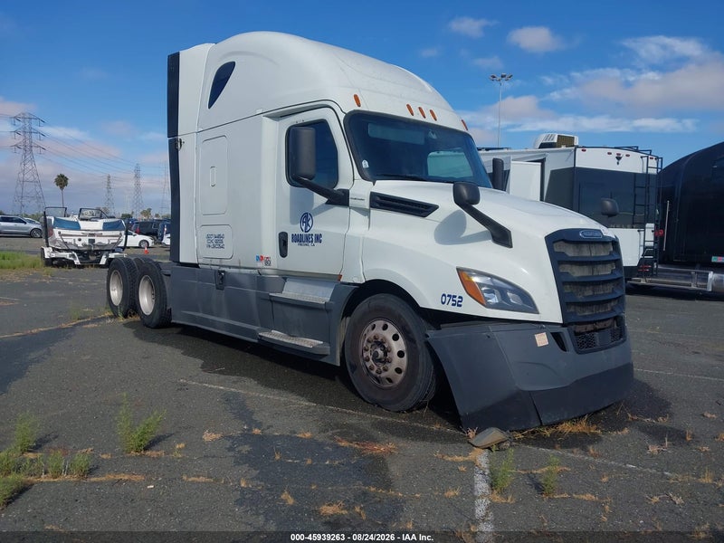 2020 Freightliner New Cascadia 126   White vin: 3AKJHHDR1LSKC0540