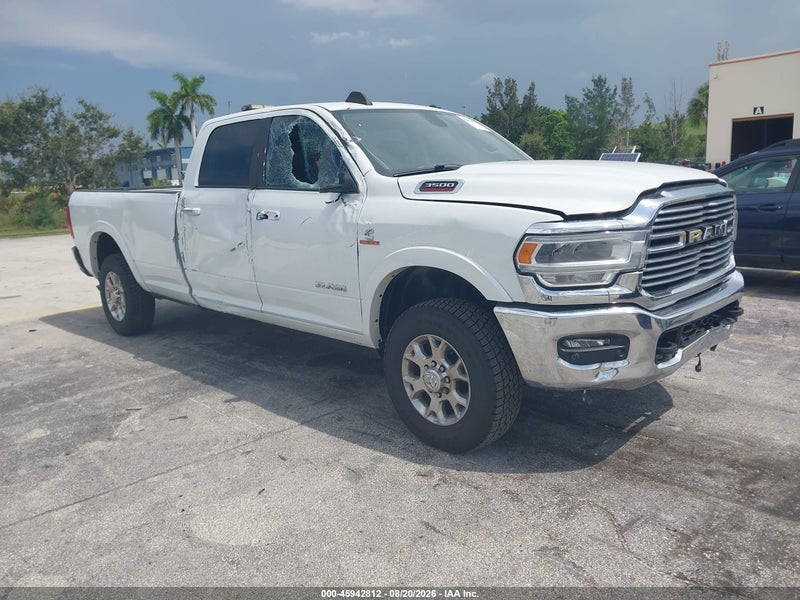 2022 Ram 3500 Laramie  4x4 8' Box White vin: 3C63R3JL1NG347795