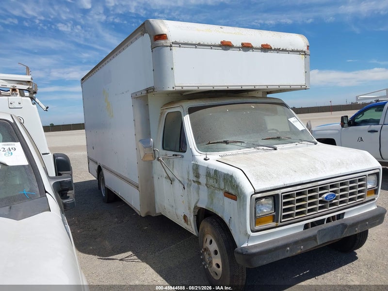 1989 Ford Econoline E350 Cutaway Van White vin: 1FDKE37G2KHA28767