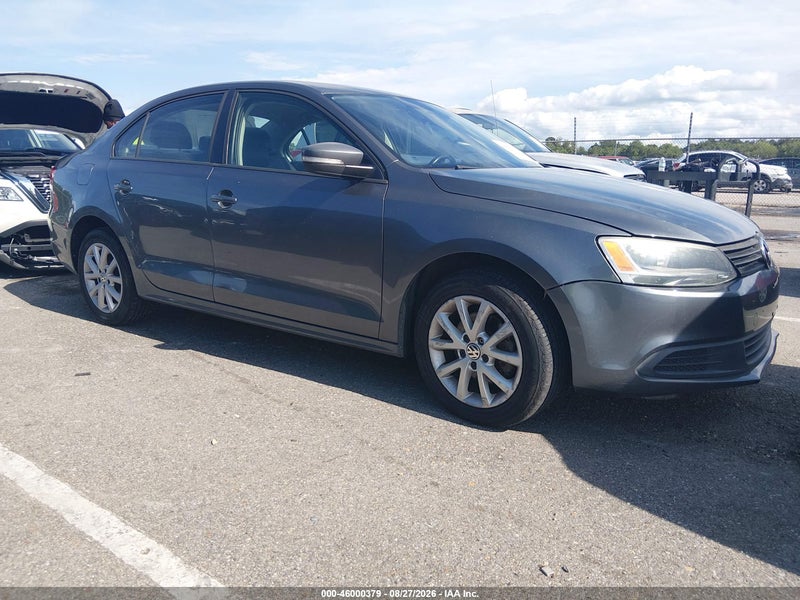 3VWDX7AJ0CM413130