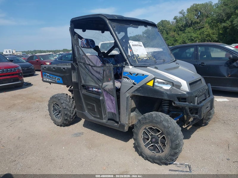 2017 Polaris Ranger Xp 900 Eps Серый vin: 4XARTE873H8025816