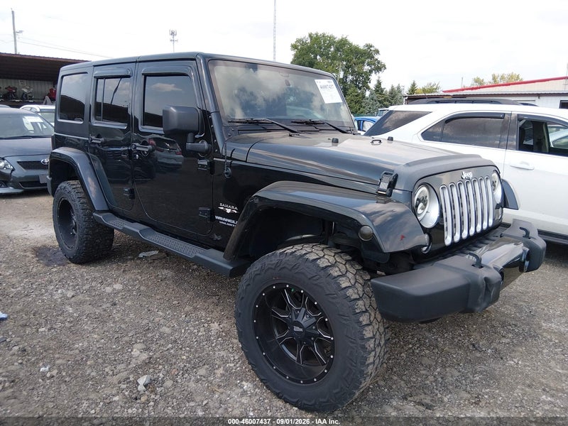 2016 Jeep Wrangler Unlimited Sahara Black vin: 1C4BJWEG9GL139678