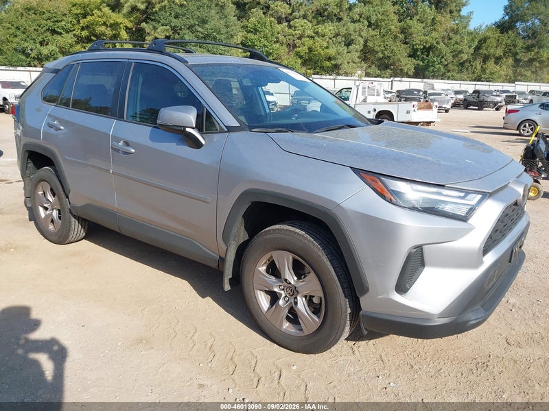 2025 Toyota Rav4 Xle Silver vin: 2T3W1RFV6SC330188