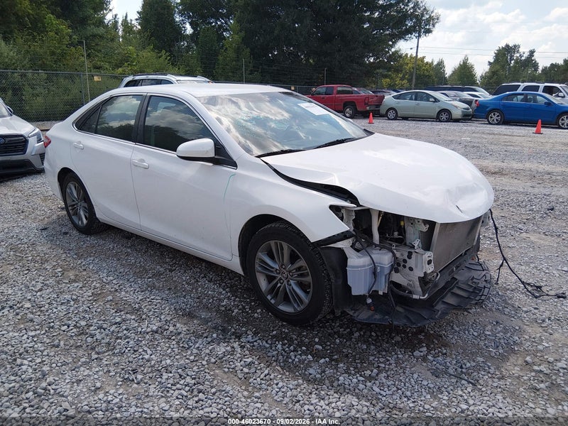 2015 Toyota Camry Se White vin: 4T1BF1FK9FU096133