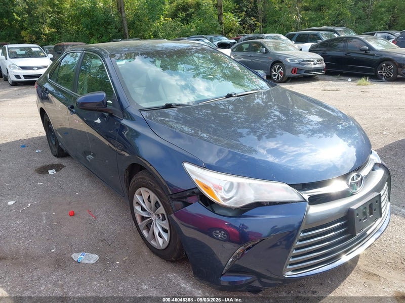 2017 Toyota Camry Le Blue vin: 4T1BF1FK6HU814630