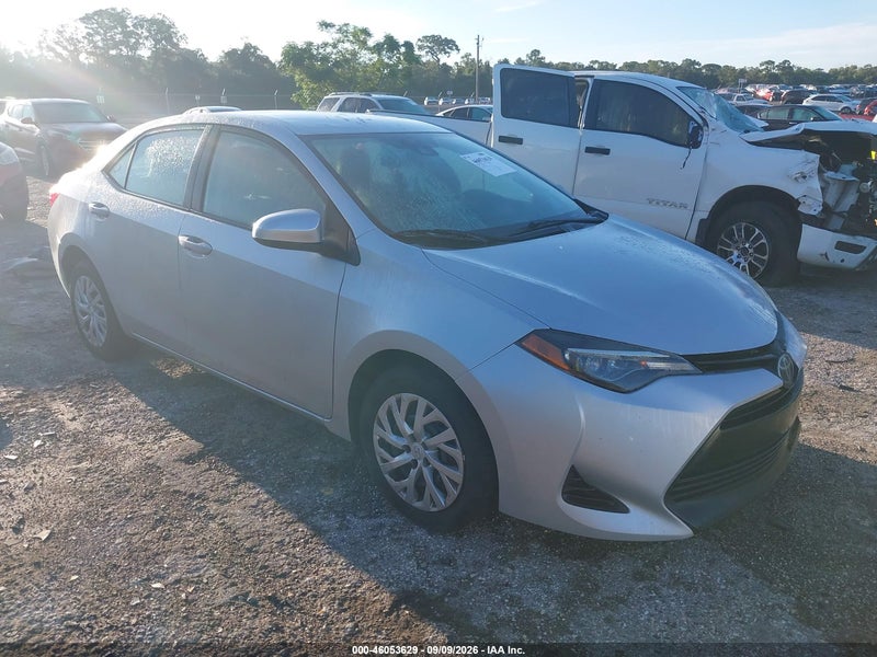 2018 Toyota Corolla Le vin: 5YFBURHE7JP839121