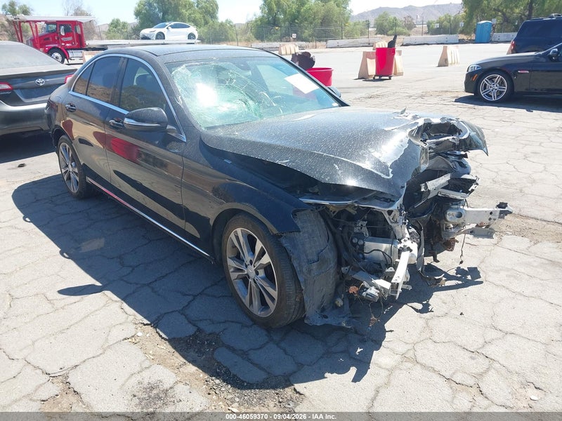2015 Mercedes-benz C 300   vin: 55SWF4JB4FU094182