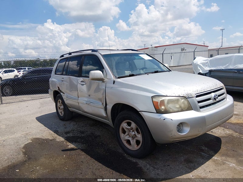 2006 Toyota Highlander   vin: JTEGD21A160153917
