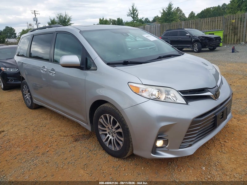 2020 Toyota Sienna Xle Premium Silver vin: 5TDYZ3DC0LS047688
