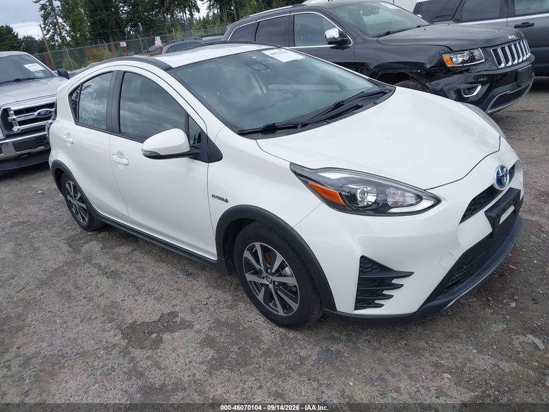 2018 Toyota Prius C Two White vin: JTDKDTB30J1615939