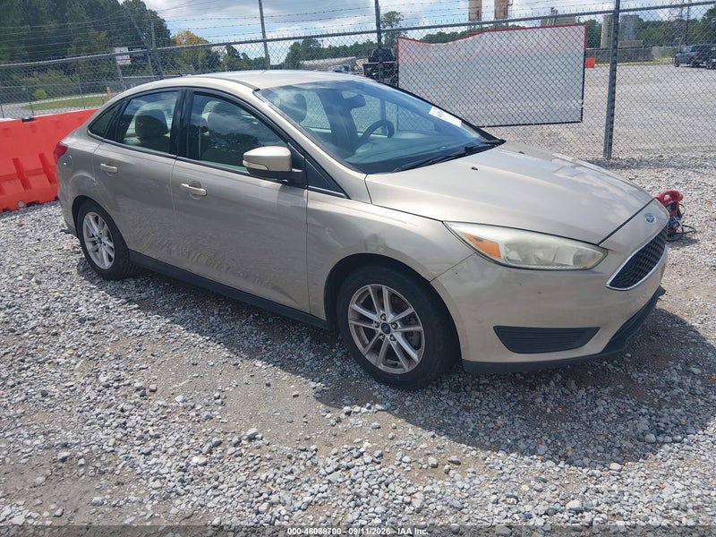 2016 Ford Focus Se vin: 1FADP3F26GL352621