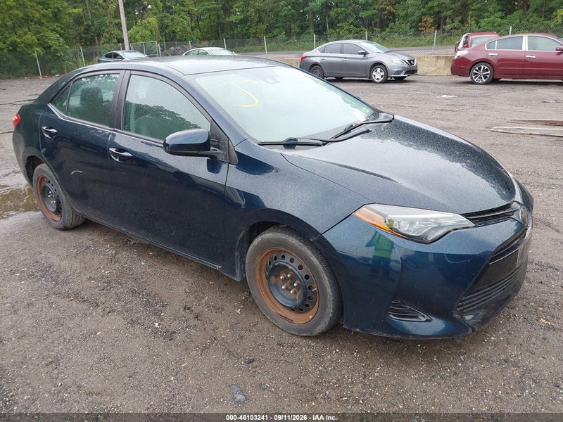 2018 Toyota Corolla Le Teal vin: 2T1BURHE3JC095713