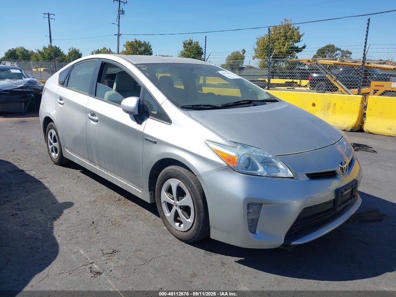 2014 Toyota Prius Two vin: JTDKN3DU7E1770013