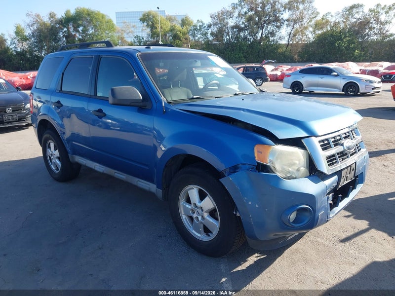 2010 Ford Escape Xlt Синий vin: 1FMCU0DG5AKA08105