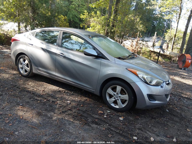 2013 Hyundai Elantra Gls vin: KMHDH4AE5DU804624