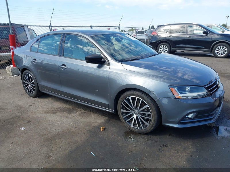 2017 Volkswagen Jetta 1.8t Sport Серый vin: 3VWD17AJXHM301816