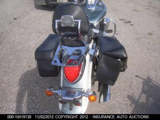 2011 SUZUKI VL800 JS1VS55AXB2101367