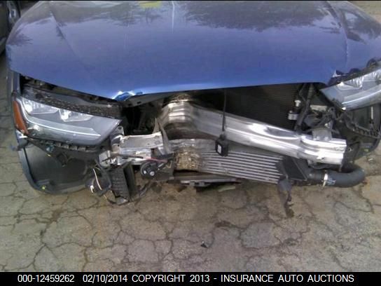 2013 AUDI A4 2.0T QUA PREMIUM WAUBFAFL0DN044097