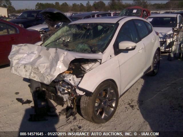 2014 FORD FOCUS SE 1FADP3K2XEL337557