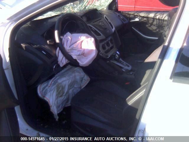 2014 FORD FOCUS SE 1FADP3K2XEL337557