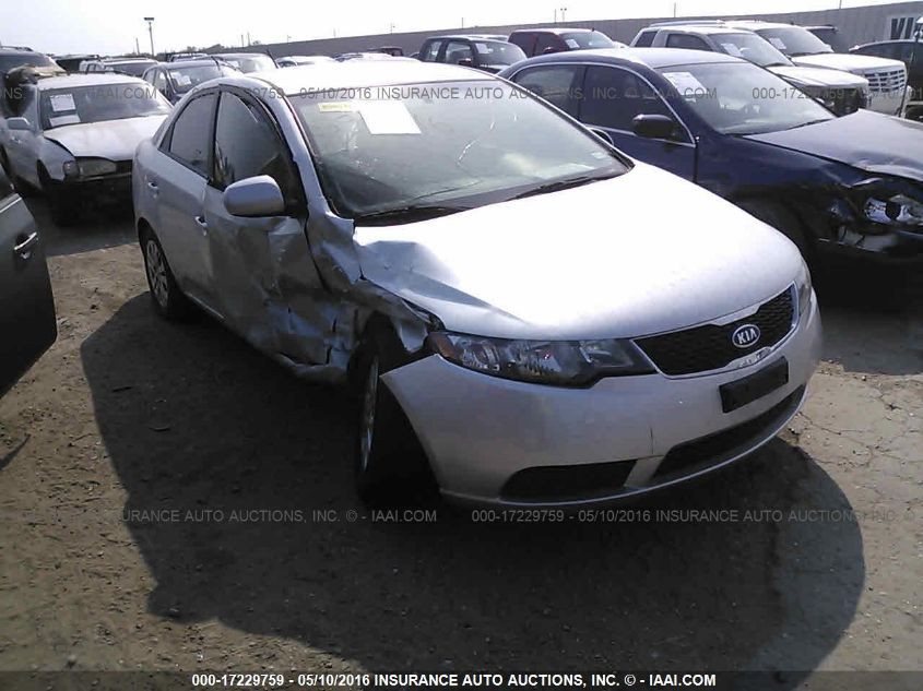 2013 KIA FORTE LX KNAFT4A28D5700413