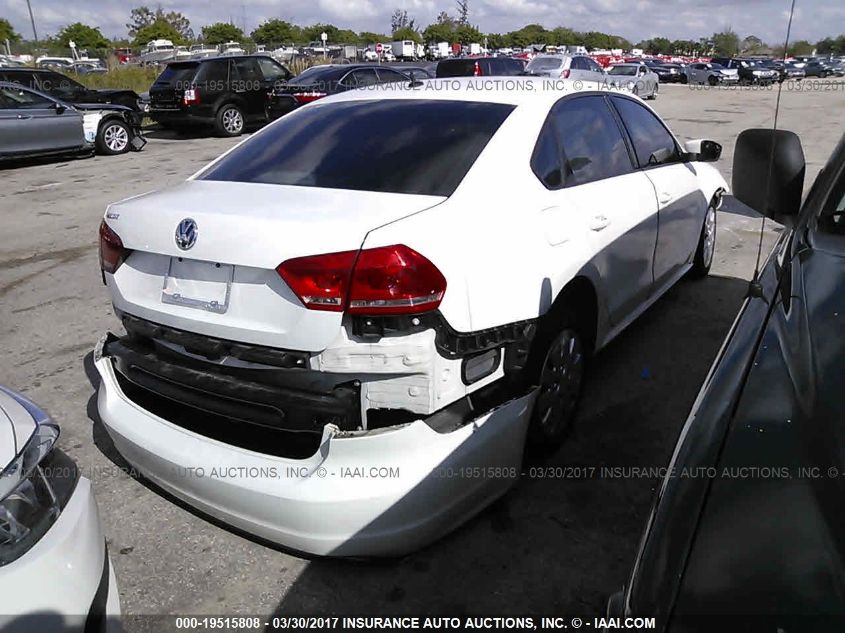 2014 VOLKSWAGEN PASSAT 2.5L S 1VWAP7A35EC009149