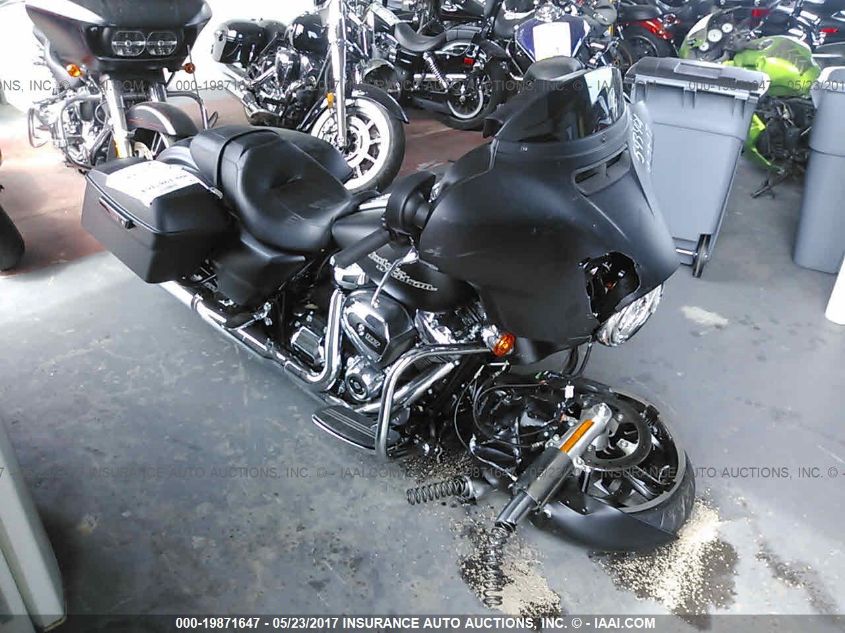2017 HARLEY-DAVIDSON FLHXS STREET GLIDE SPECIAL - 1HD1KRC10HB665308