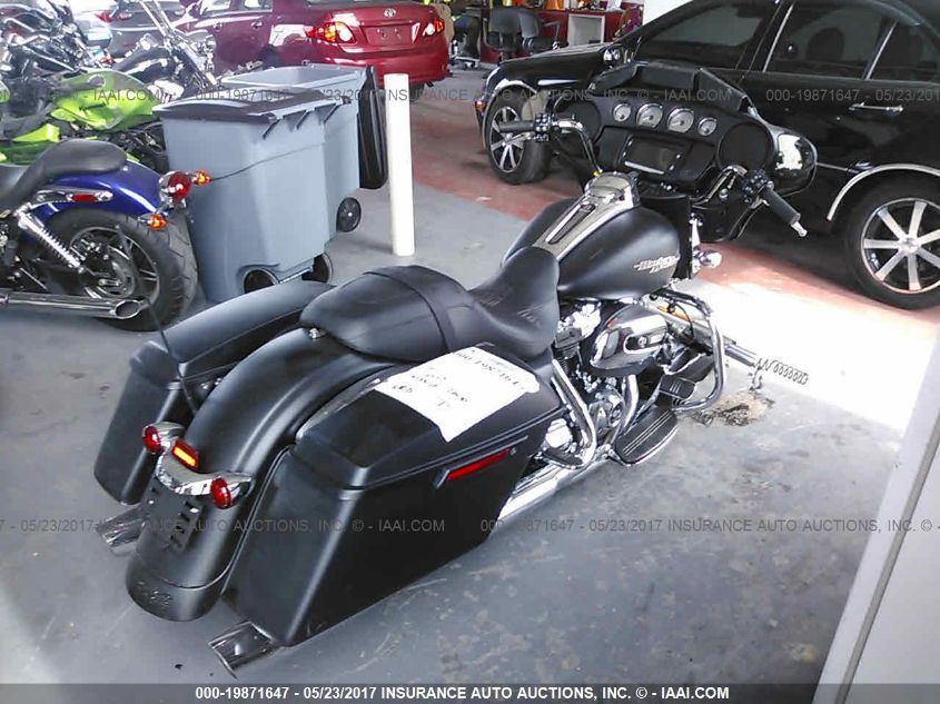 2017 HARLEY-DAVIDSON FLHXS STREET GLIDE SPECIAL - 1HD1KRC10HB665308