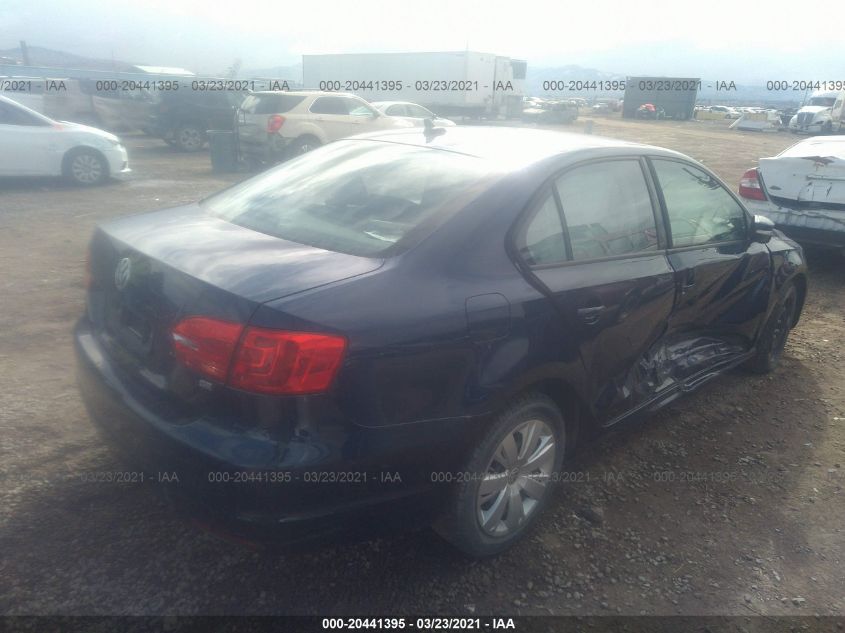 2014 VOLKSWAGEN JETTA SEDAN SE 3VWD17AJ7EM300909