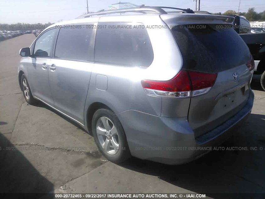 2013 TOYOTA SIENNA LE 5TDKK3DC6DS363673