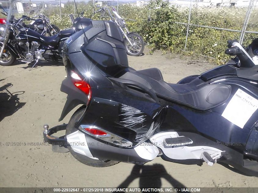2010 CAN-AM SPYDER ROADSTER RT 2BXJBLC15AV000367