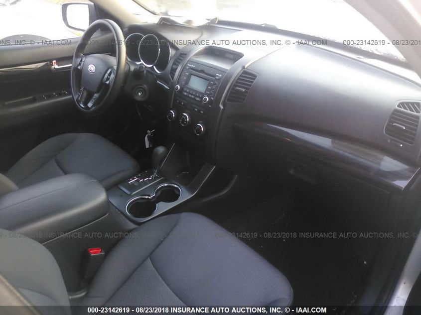 2013 KIA SORENTO LX 5XYKTDA27DG314798