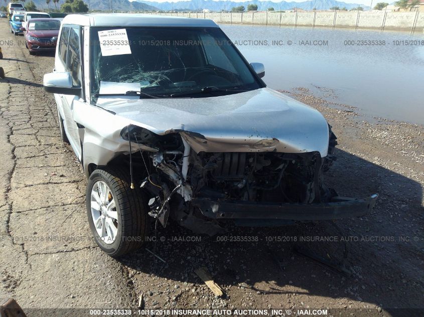 2013 KIA SOUL + KNDJT2A69D7533164