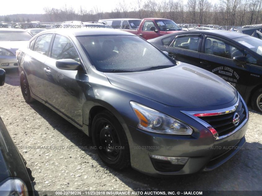 6 NISSAN ALTIMA, 6 | IAA-Insurance Auto Auctions