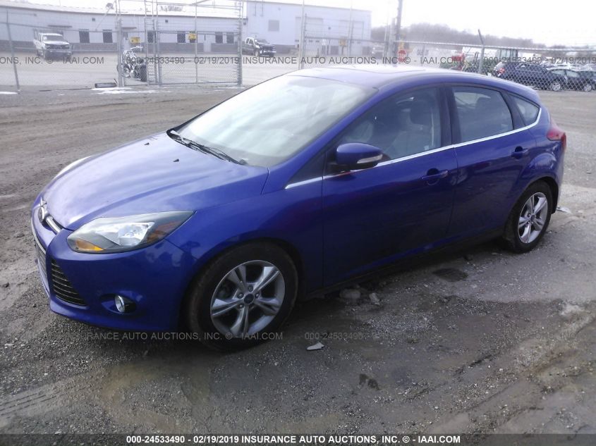 2014 FORD FOCUS TITANIUM 1FADP3N2XEL254237