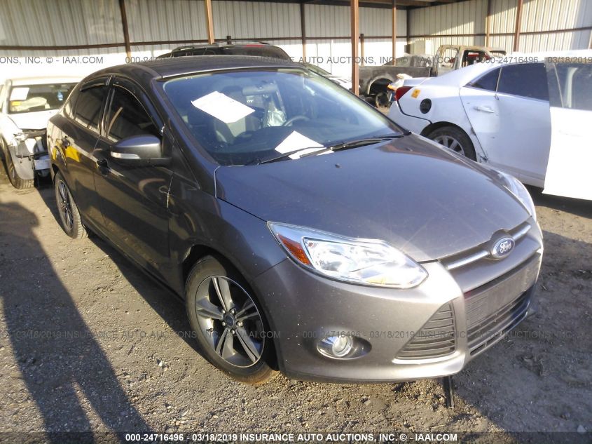 12 FORD FOCUS, 12 | IAA-Insurance Auto Auctions