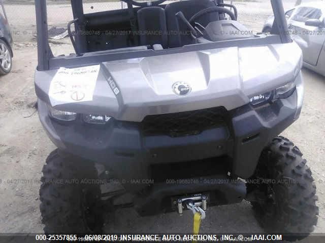 2017 CAN-AM DEFENDER XT HD8 3JBUKAN4XHK000673