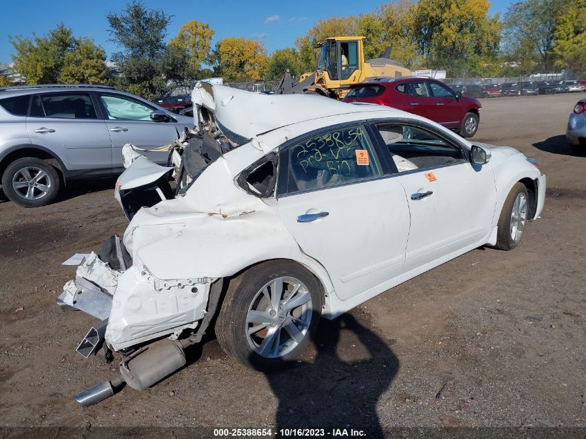 2015 NISSAN ALTIMA 2.5 SV - 1N4AL3AP8FC413127