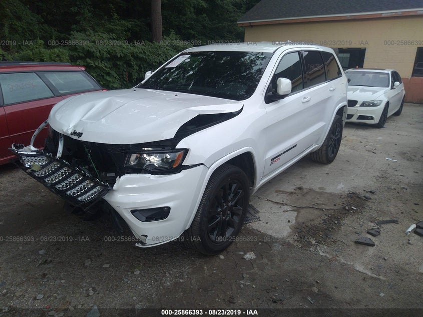 VIN 1C4RJFAG2JC120286 2018 JEEP GRAND CHEROKEE LAREDO