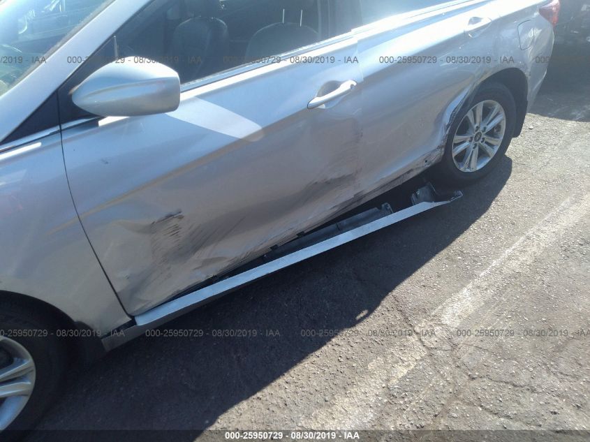 2013 HYUNDAI SONATA GLS 5NPEB4AC6DH743772