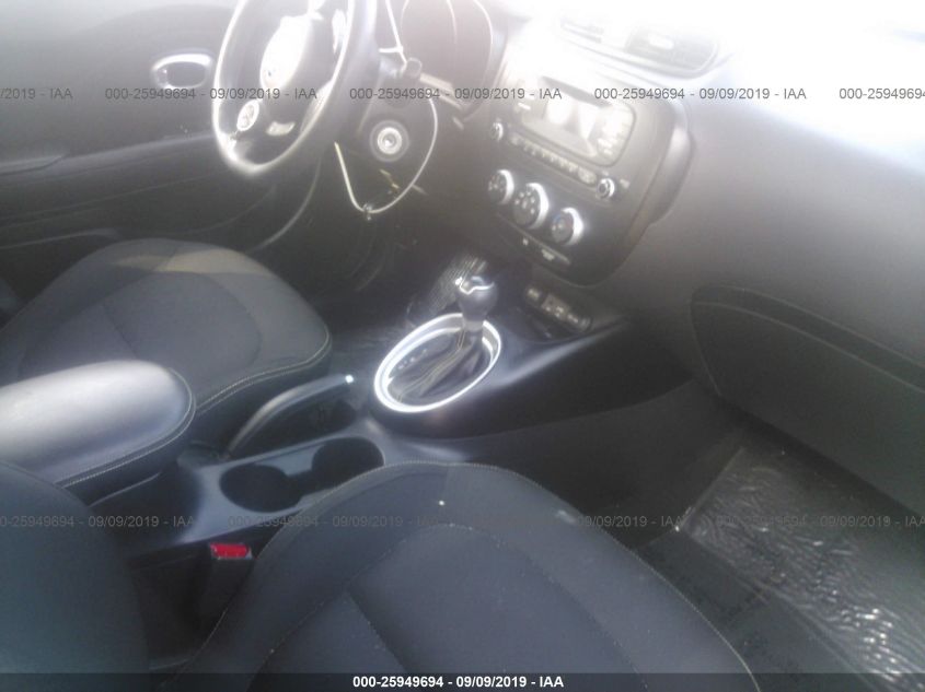 2015 KIA SOUL + KNDJP3A58F7779143