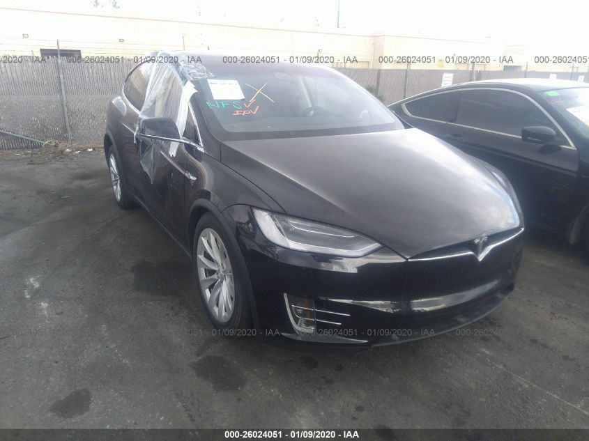 2018 TESLA MODEL X 5YJXCBE24JF125968