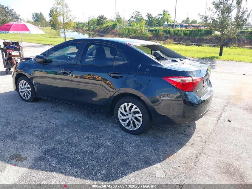VIN 2T1BURHE0JC049465 2018 TOYOTA COROLLA L/LE/XLE/SE/XSE