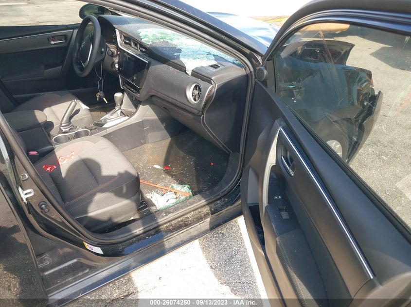 VIN 2T1BURHE0JC049465 2018 TOYOTA COROLLA L/LE/XLE/SE/XSE
