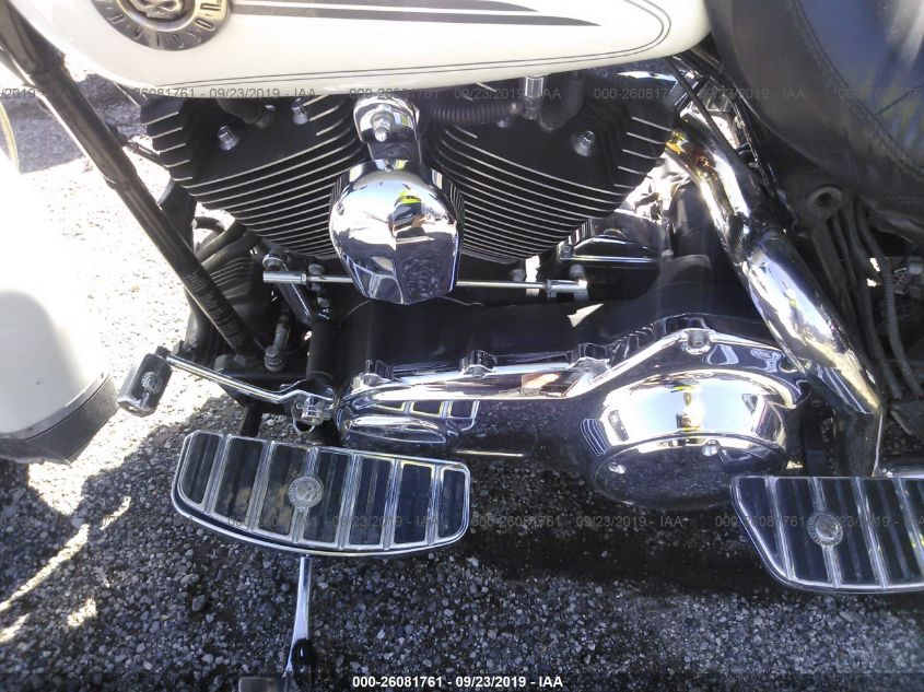 2006 HARLEY-DAVIDSON FLHTCUI 1HD1FCW196Y608127