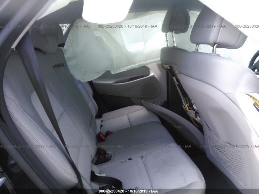2016 HYUNDAI TUCSON SE KM8J23A46GU076368